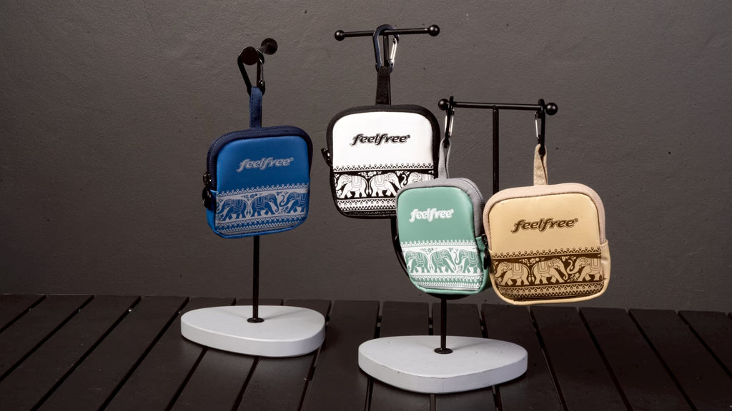 [NEW ARRIVAL] FEELFREE CARD BAG CHANG กระเป๋าเก็บหูฟัง ใส่เหรียญ ใส่บัตร ผ้ากันน้ำ ลายช้าง