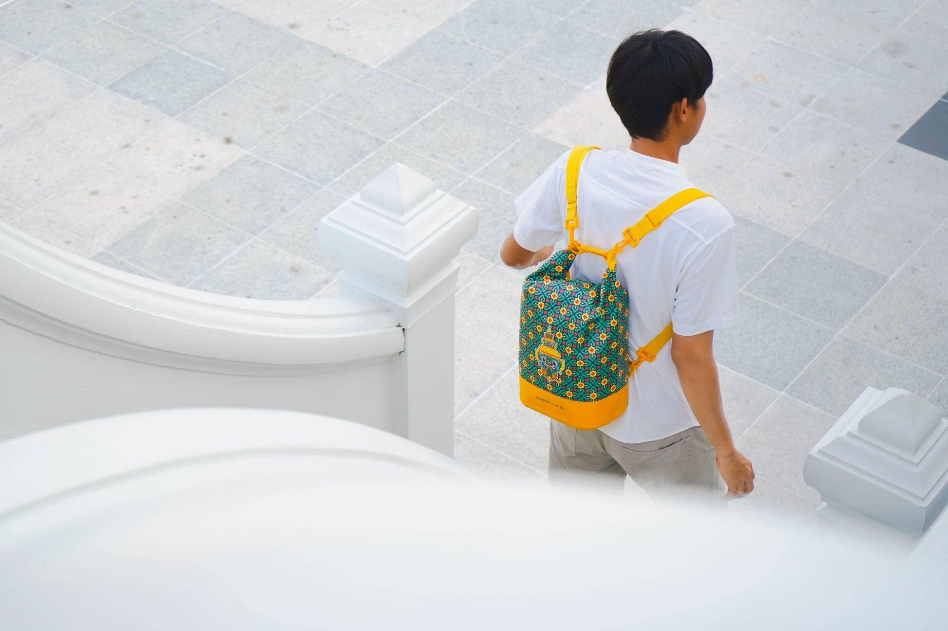 FEELFREE x HOLEN :LUCKY WANDER COLLECTION DRY TUBE 10L กระเป๋ากันน้ำ 2 สายสะพายขนาด 10L