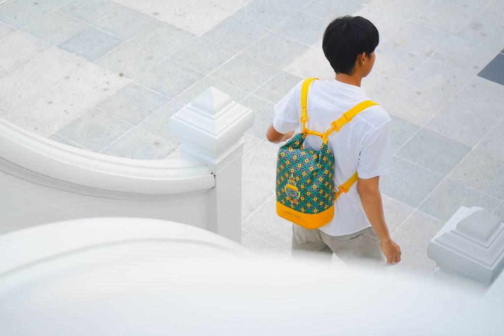 FEELFREE x HOLEN :LUCKY WANDER COLLECTION DRY TUBE 10L กระเป๋ากันน้ำ 2 สายสะพายขนาด 10L
