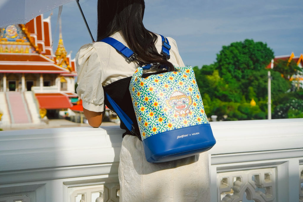 FEELFREE x HOLEN :LUCKY WANDER COLLECTION DRY TUBE 10L กระเป๋ากันน้ำ 2 สายสะพายขนาด 10L