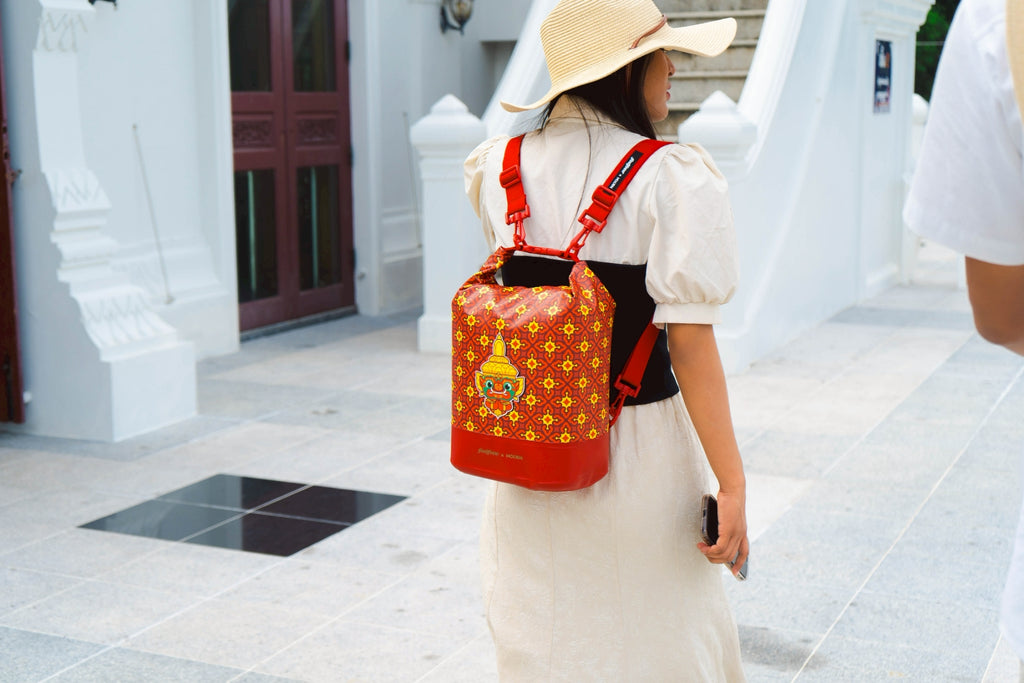 FEELFREE x HOLEN :LUCKY WANDER COLLECTION DRY TUBE 10L กระเป๋ากันน้ำ 2 สายสะพายขนาด 10L