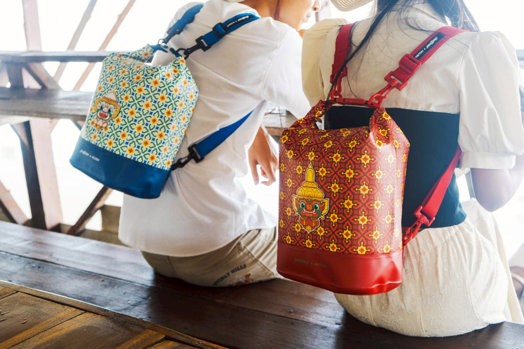 FEELFREE x HOLEN :LUCKY WANDER COLLECTION DRY TUBE 10L กระเป๋ากันน้ำ 2 สายสะพายขนาด 10L