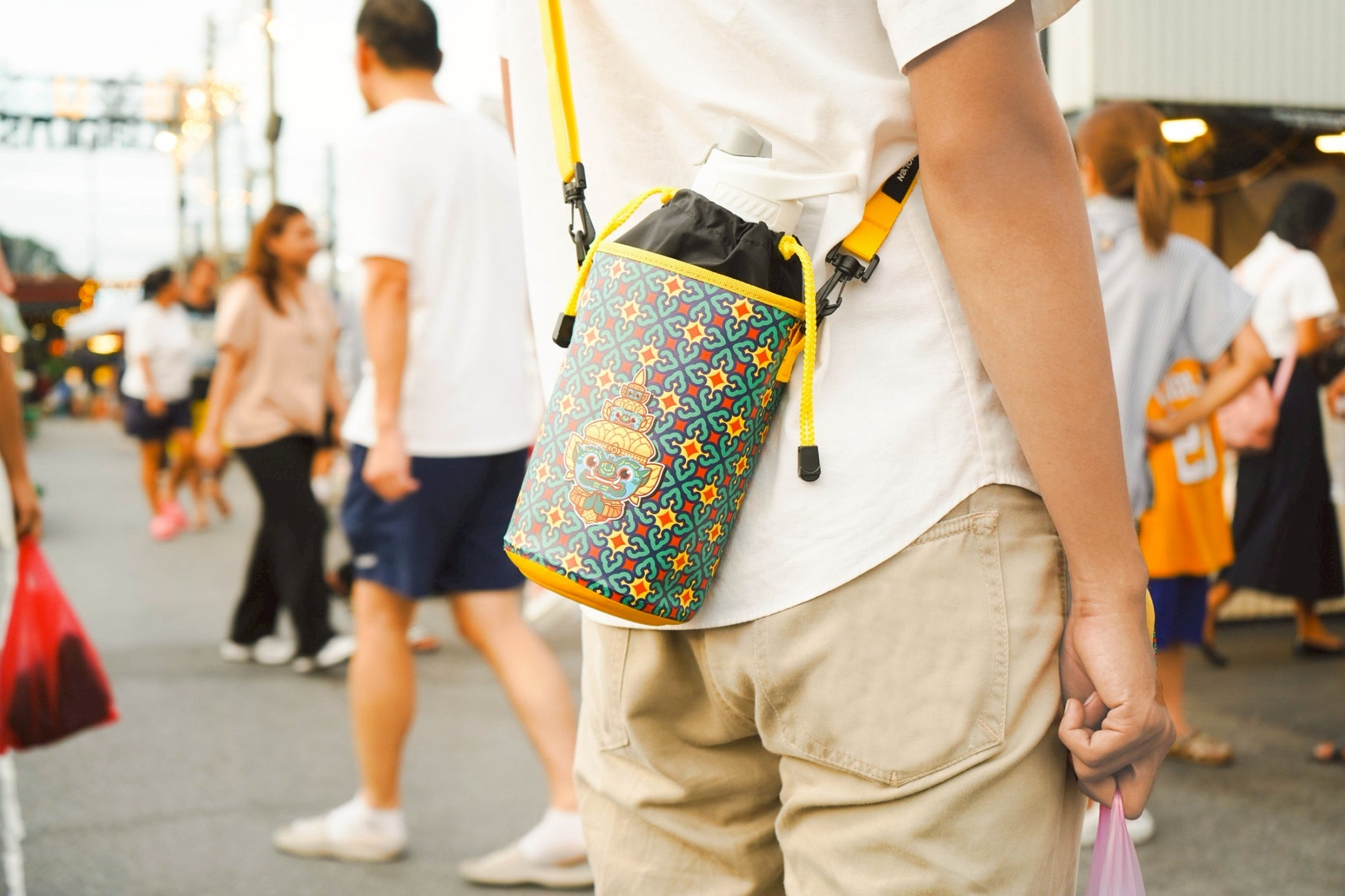 FEELFREE x HOLEN :LUCKY WANDER COLLECTION DRY TUBE 1.5L WATER BOTTLE BAG