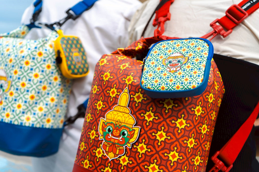 FEELFREE x HOLEN :LUCKY WANDER COLLECTION CARD BAG กระเป๋าใส่บัตร+ใส่เหรียญ ผ้ากันน้ำ