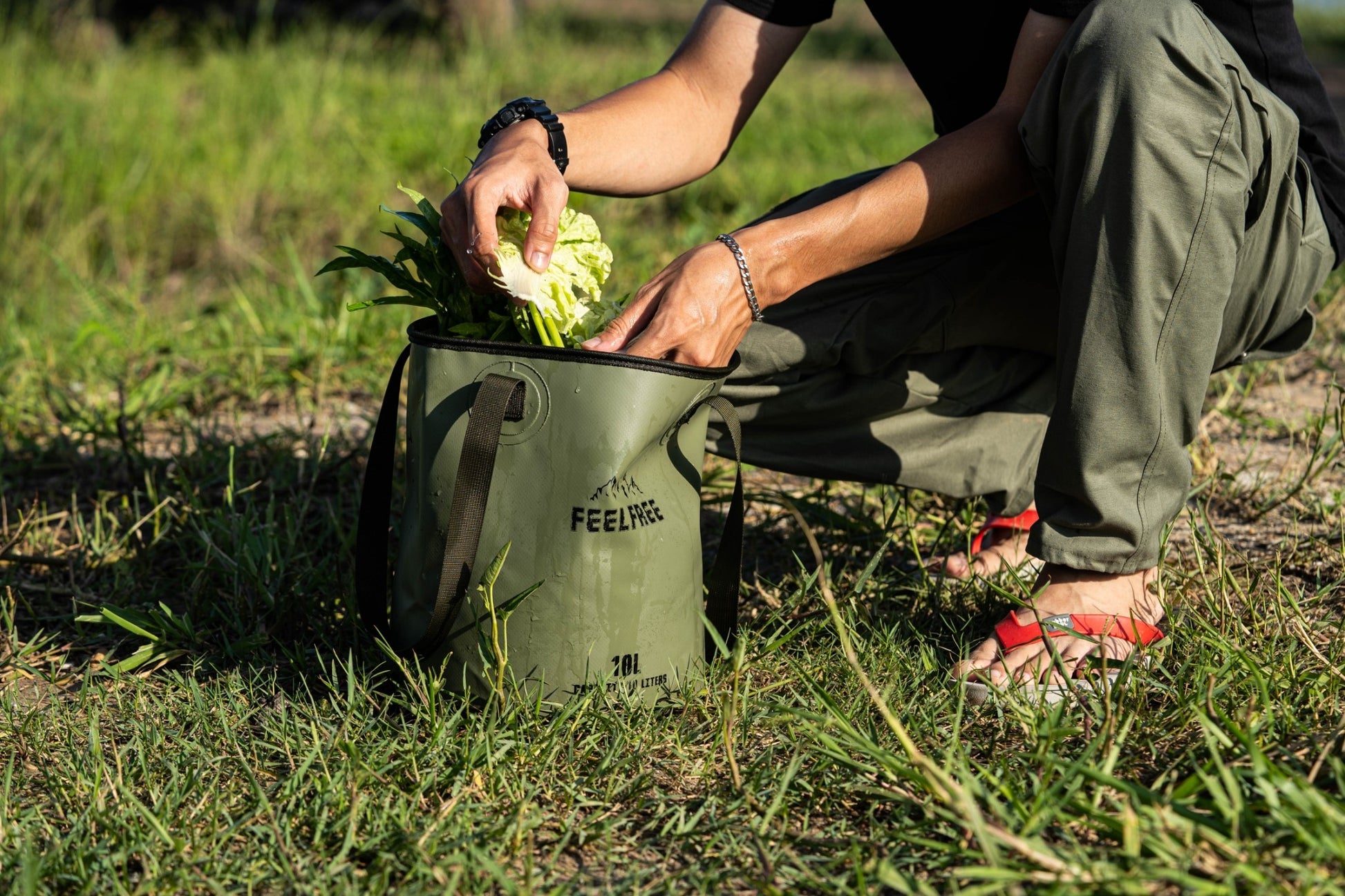 FEELFREE FOLDABLE WASH BASIN Portable foldable water bucket