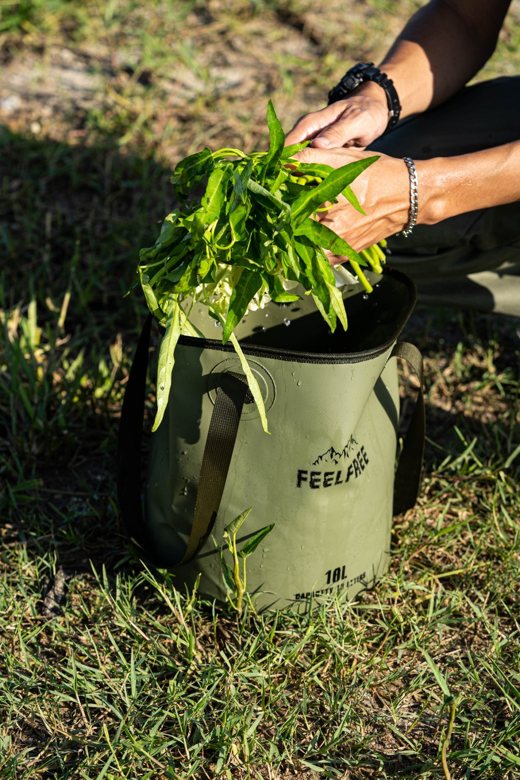 FEELFREE FOLDABLE WASH BASIN Portable foldable water bucket