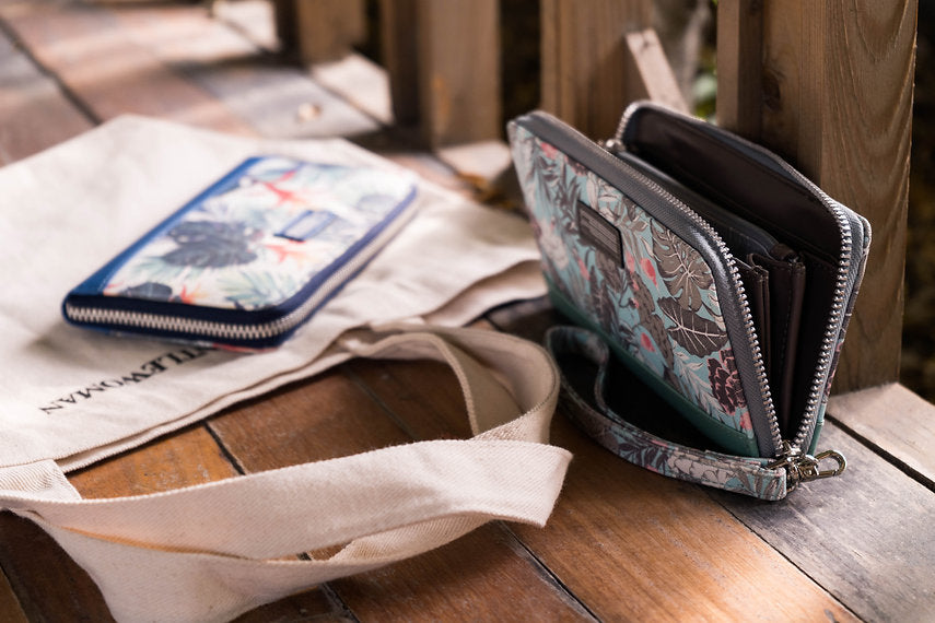 กระเป๋าสตางค์ แบบยาว พรีเมี่ยม TROPICAL LONG WALLET