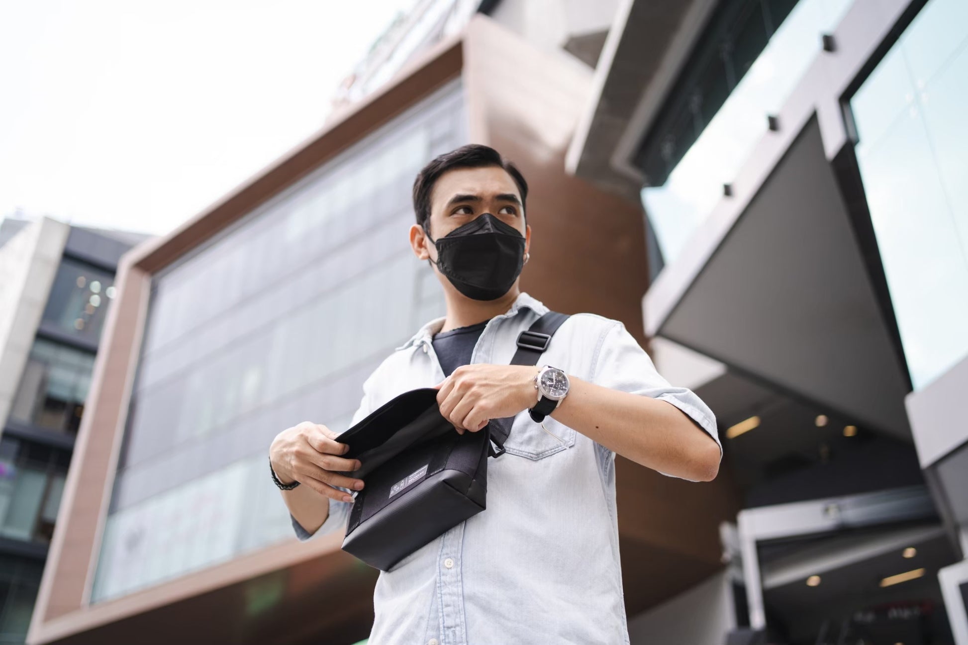 URBANION ECO CROSSBODY